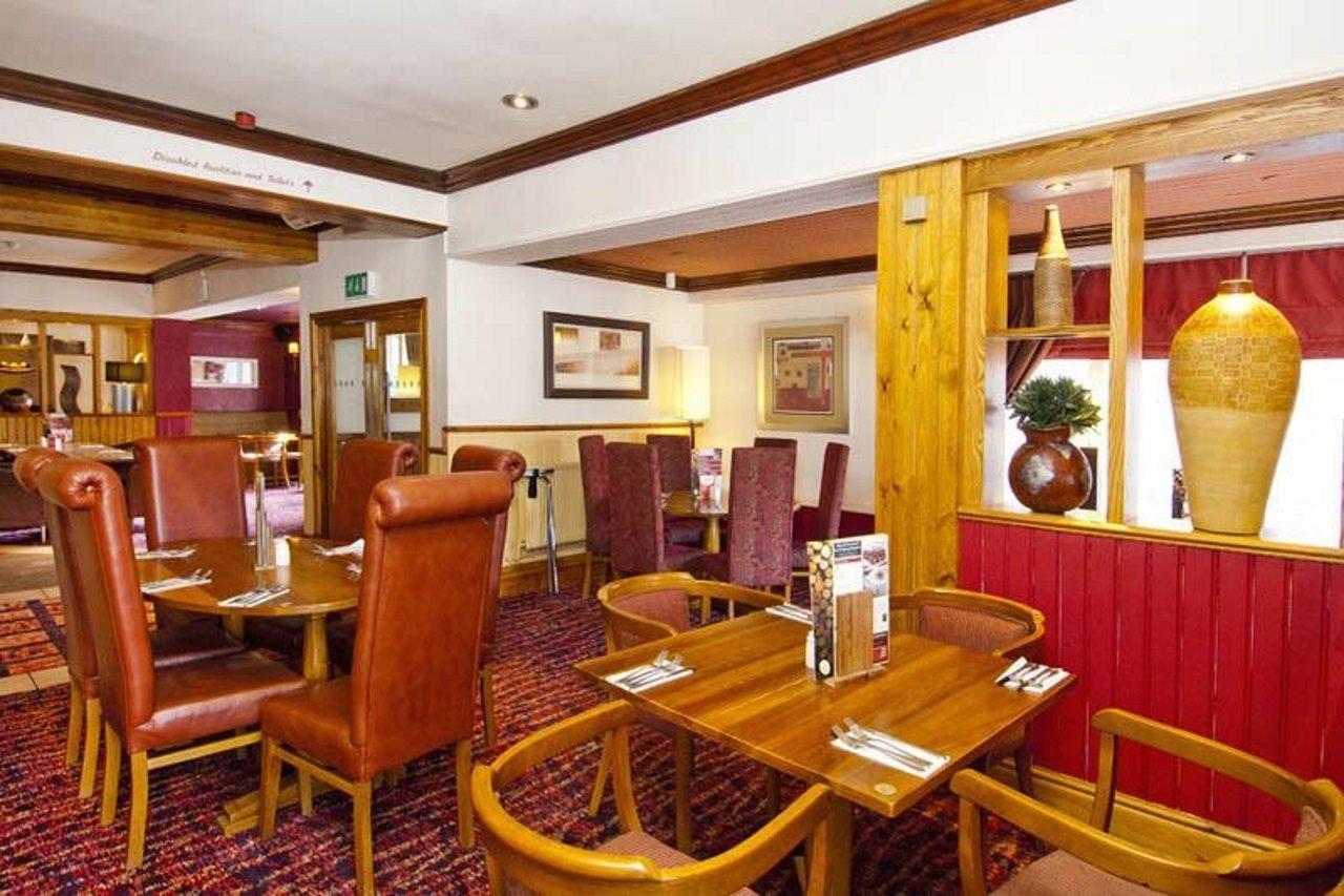 Premier Inn Huddersfield Central Dış mekan fotoğraf