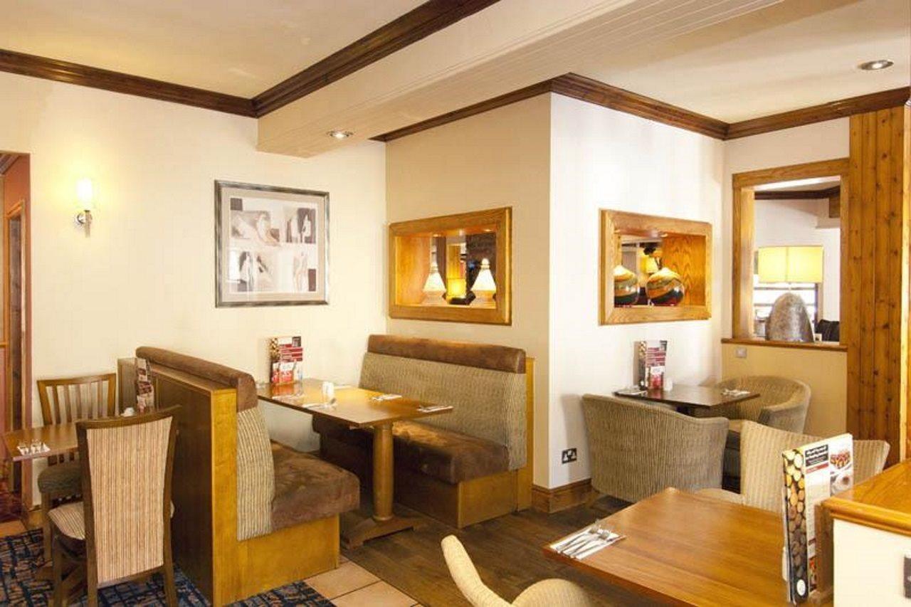 Premier Inn Huddersfield Central Dış mekan fotoğraf